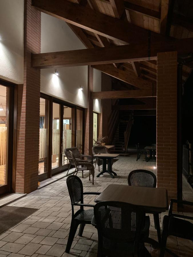 Agriturismo Altana Del Motto Rosso Gattico Экстерьер фото