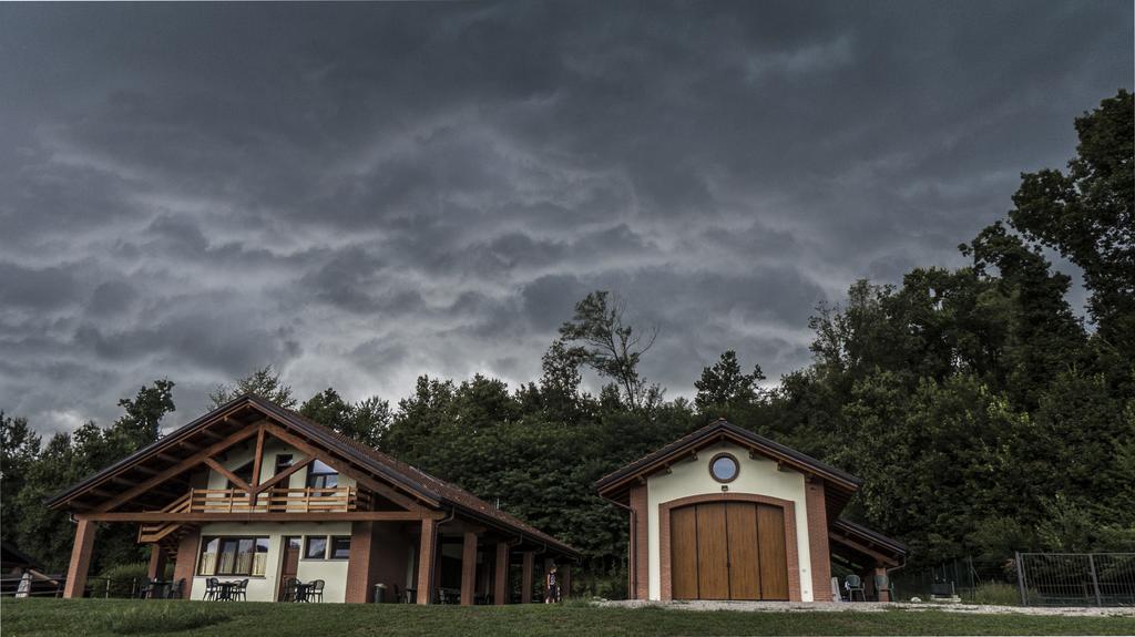 Agriturismo Altana Del Motto Rosso Gattico Экстерьер фото